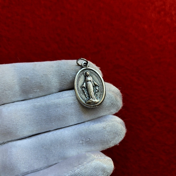 Pendant vintage Jesus Christ Religion Christians style Silver Platet Italy - Picture 2 of 11